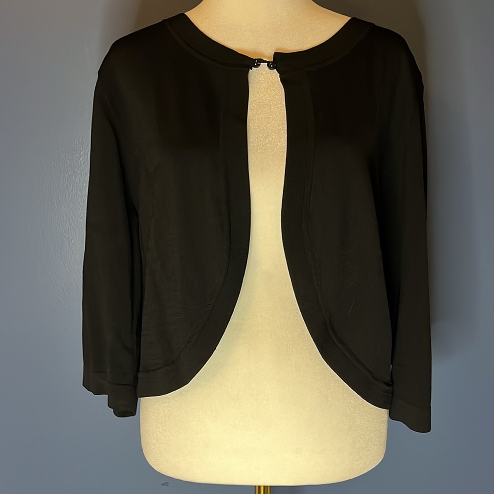 Dress Barn half sleeve black cardigan 14-16 woman, rayon/nylon blend, easy care